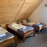 Konukevi Karolina 3*